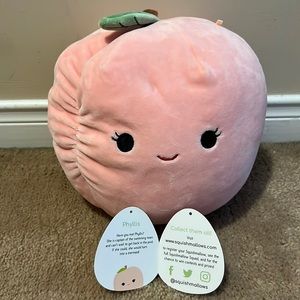 8” Phyllis the Peach Squishmallow (tag detached)